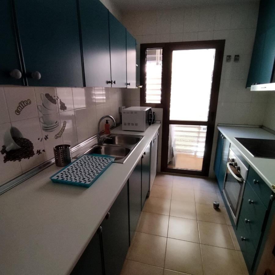 Appartement T4 A 100 Metres De La Plage Roses Esterno foto